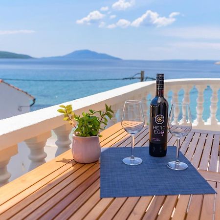 Apartmani Noris Martinšćica Buitenkant foto