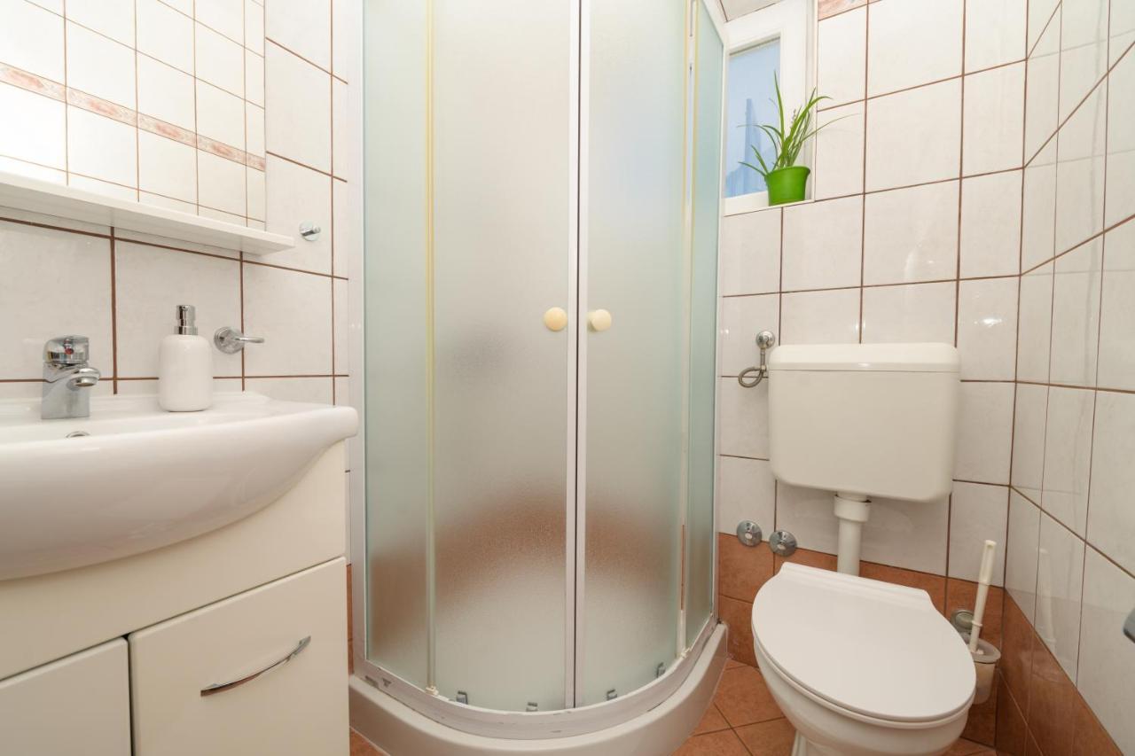 Apartmani Noris Martinšćica Buitenkant foto