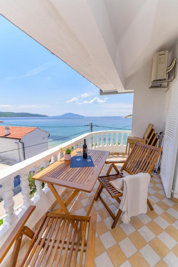Apartmani Noris Martinšćica Buitenkant foto