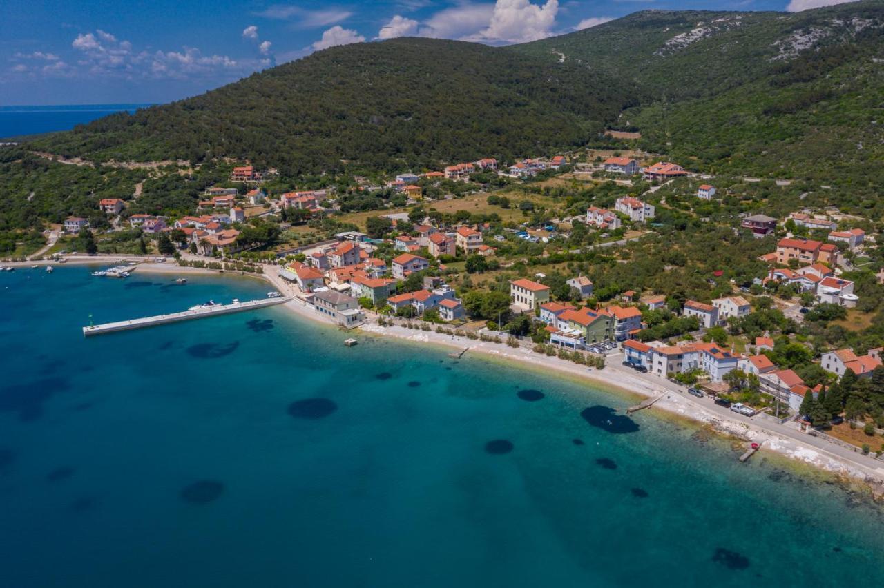 Apartmani Noris Martinšćica Buitenkant foto